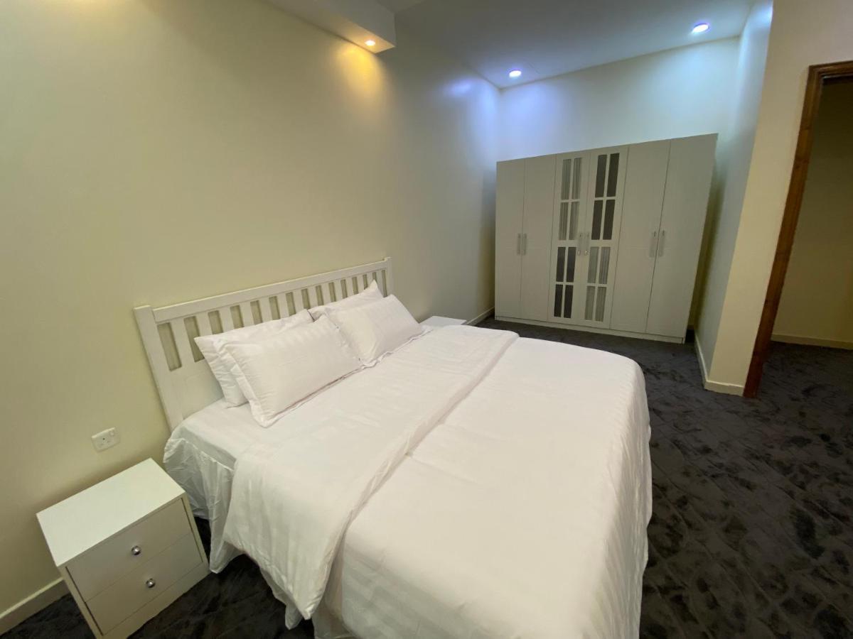 Al Diyafah Apts Medina Bagian luar foto